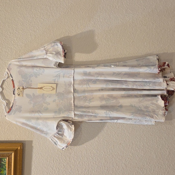 New Joyfolie Kids New With The Tags Floral Midi Dress with Ruffle Sleeves. - Picture 8 of 10